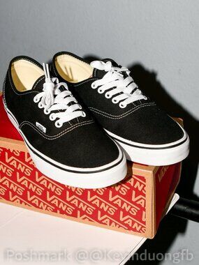 Vans Authentic Shoe Authentic Lace-Up Deck Shoe Canvas Upper